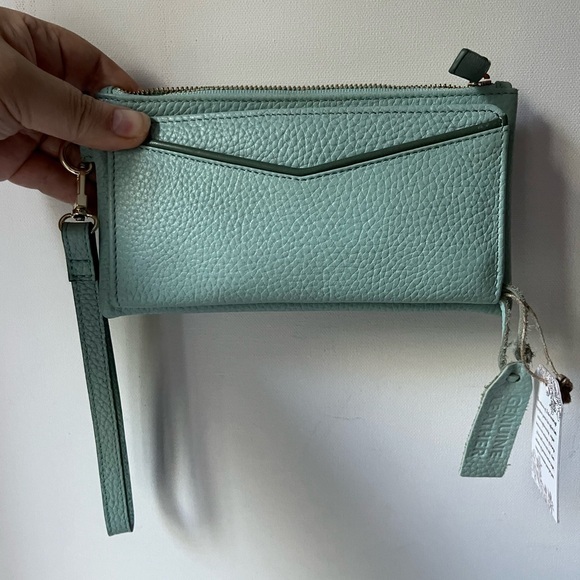 NEW Soft genuine Leather Wallet Wristlet Soft Light Green Made in India - Picture 1 of 16